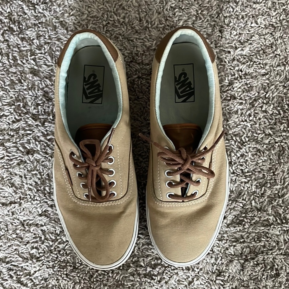 Size 9M or 10.5W Vans great condition